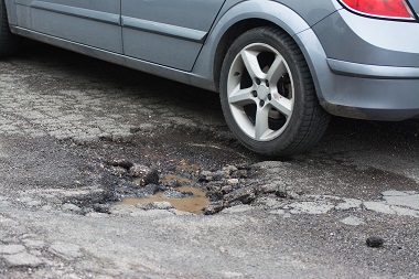 What to Do When You Encounter a Pothole in Minnesota